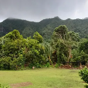 Auberge de jeunesse Ravehei Smile Relais 2 Moorea, Afareaitu